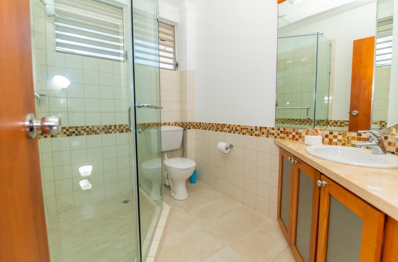 Adulo Apartments Бриджтаун Экстерьер фото